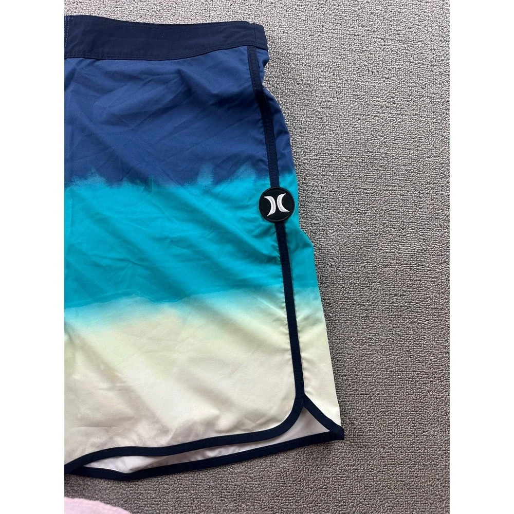 Hurley Board Shorts Men L‎ Blue Phantom Performance Colorblock Beach Vacation